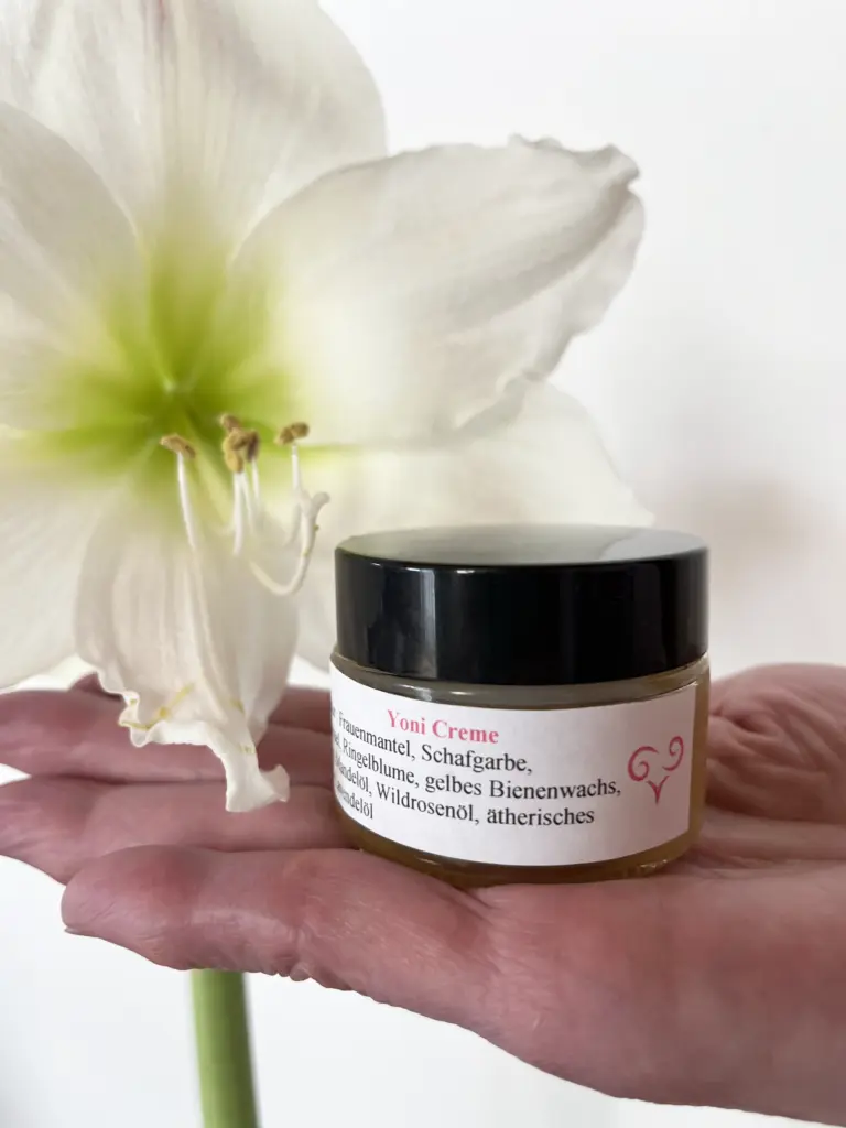 Yoni Creme von Elisabeth Eiter